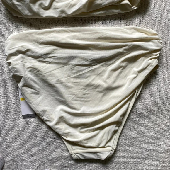 CARMEN Marc Valvo Cream Yellow Tankini Halter Two Piece Swimsuit Size M - Picture 6 of 7